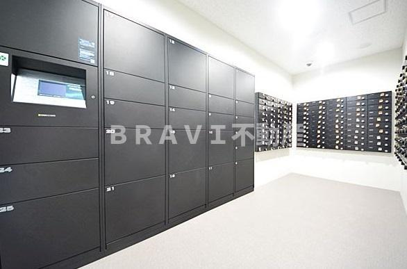 アスヴェル阿波座BLUE EARTH（アスヴェルアワザブルーアース）　BRAVI不動産のその他共用部分|【アスヴェル阿波座BLUE EARTH】宅配ボックス＆メールボックス