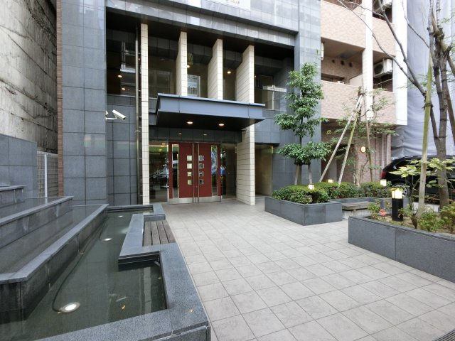 【エントランス】