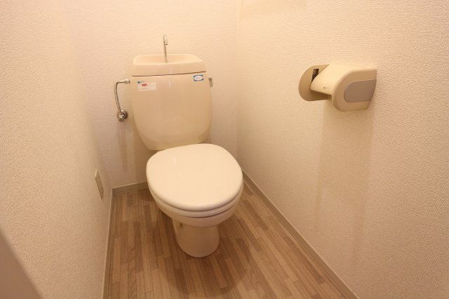 カーサ西須磨のトイレ