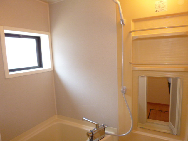 ドミールユーＢの浴室