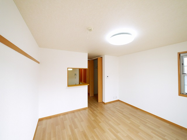 ミエパレスⅡの洋室|個人の部屋や寝室として使える洋室です