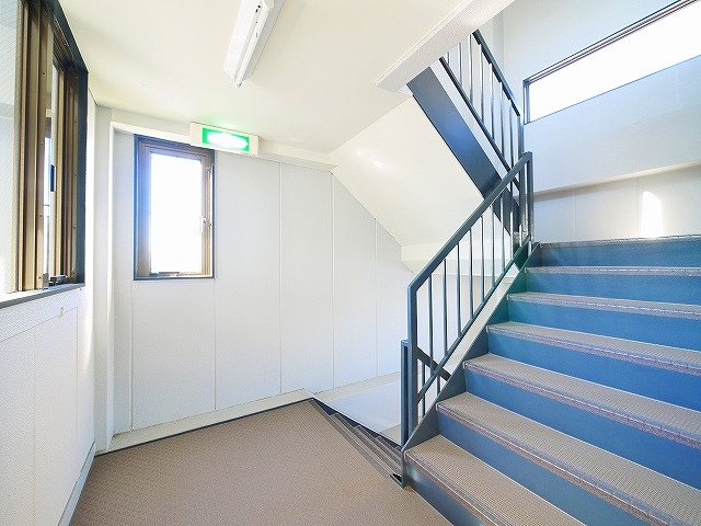 メゾンラポールのその他共用部分|共用階段