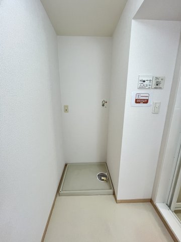 オーシャンヴュー　Ｂ棟の洋室