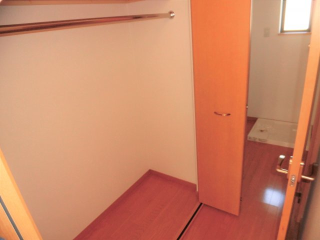 プラッサムコート羽衣Fの収納