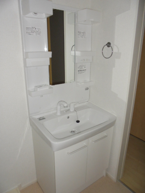 アルドールの独立洗面台