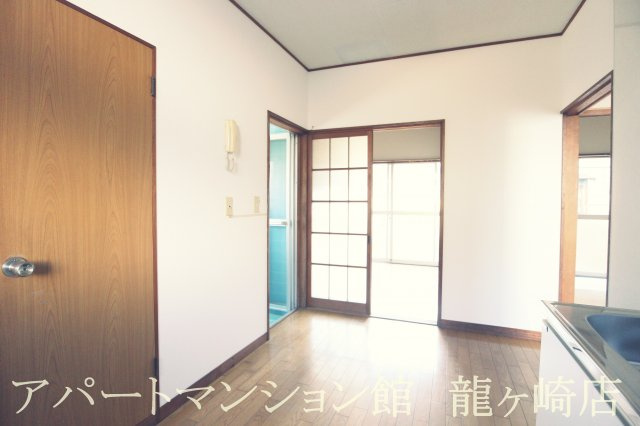 リバティハウスの居間・リビング