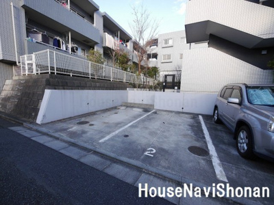 【駐車場】 | ヴィラ　ボンヌール