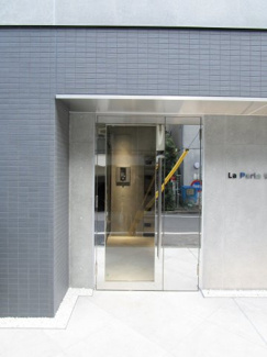 【エントランス】 | La Perla Waseda