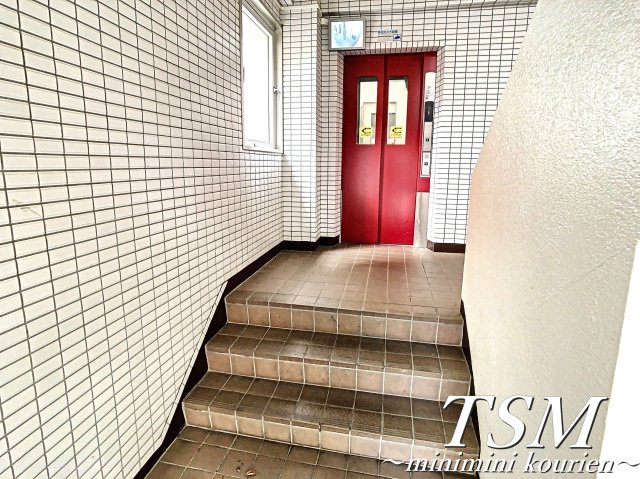 香里大西コーポのその他共用部分|エレベーターあり