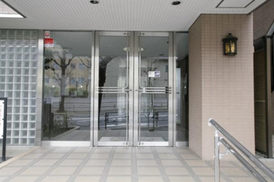 【エントランス】 | ライオンズマンション府中白糸台 | 毎日通るエントランスはこのようになっています