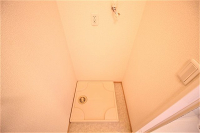 【洗面所】 | レフィナードカルチェ　Ａ棟 | 洗濯機置き場