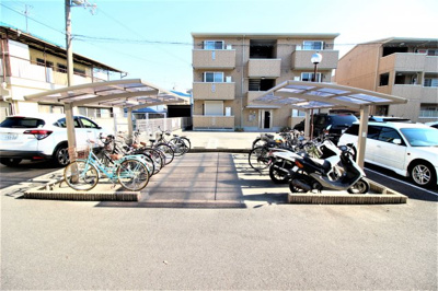 【その他共用部分】 | レフィナードカルチェ　Ａ棟 | 屋根付き駐輪場