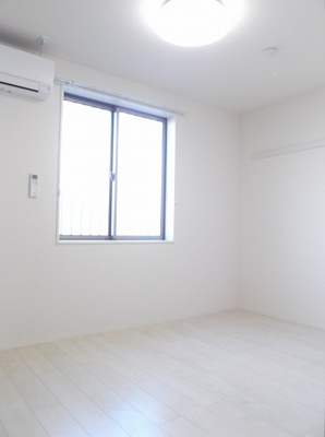 【寝室】 | エミアス Ⅱ