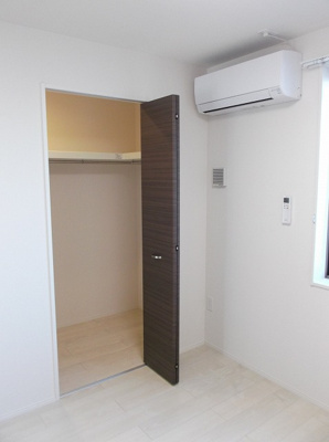 【収納】 | エミアス Ⅱ | エアコン２台・ウォークインクローゼット付き！