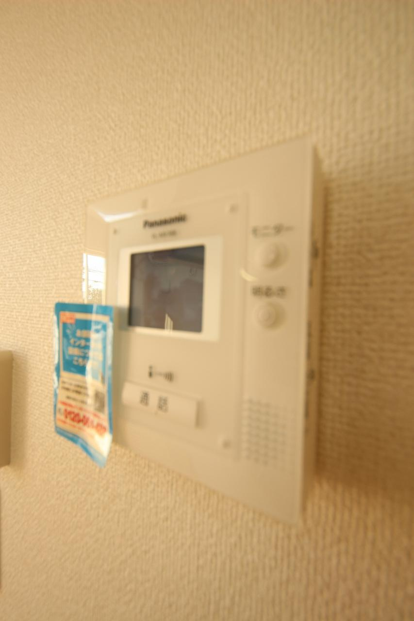 ノーブルのセキュリティ|来訪者が一目で分かるTVインターホンです