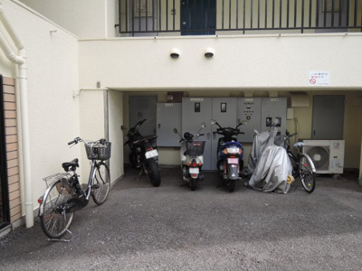 【その他共用部分】 | サンライフ反町 | 駐輪場・バイク置場