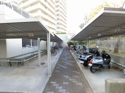 【その他共用部分】 | パークシティ新川崎東一番街Ⅰ棟 | バイク置場