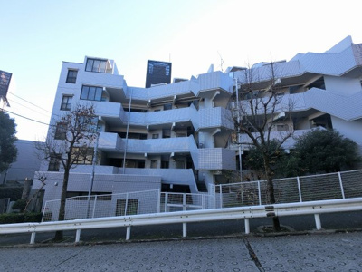 【外観】 | ニューウェルテラス第2日吉Ｂ棟 | お部屋をスッキリ全居室収納可能！4階部分・南向き住戸です♪