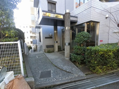 【エントランス】 | ニューウェルテラス第2日吉Ｂ棟 | 東急東横線「日吉」駅バス10分「さくらが丘」駅停歩6分！