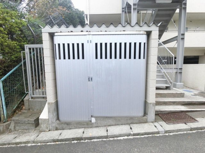 【その他共用部分】 | 鷺沼台スカイマンション | ゴミ置き場