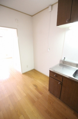 【キッチン】 | 御陵レジデンス