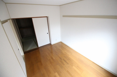 【寝室】 | 御陵レジデンス