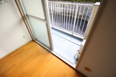 【バルコニー】 | 御陵レジデンス