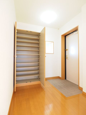 【玄関】 | ウエストプレイスＴＯＹＯ