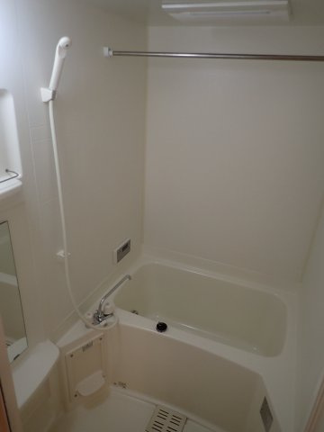 ネオコスモ加木屋Ｂの浴室