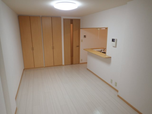 ネオコスモ加木屋Ｂの居間・リビング