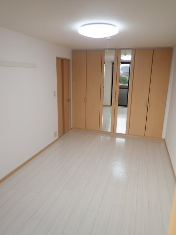 ネオコスモ加木屋Ｂの洋室