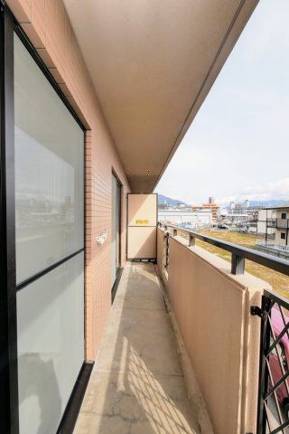 ベルグラン古市2のバルコニー|ベルグラン古市2 204号室