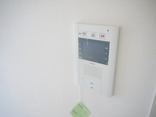 ロイヤルステージ新大宮のセキュリティ|モニター付きインターホン