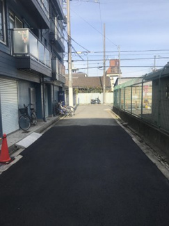 【前面道路含む現地写真】