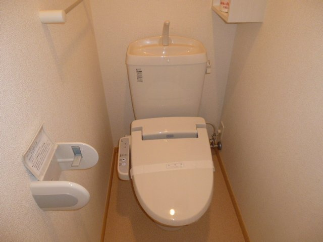 ローレル倉敷Aのトイレ|ウォシュレット