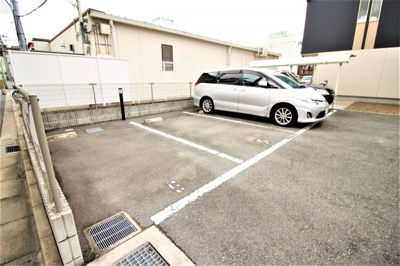【駐車場】 | エスティームⅡ番館