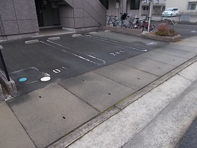 【駐車場】 | サンタ　ピュアリ