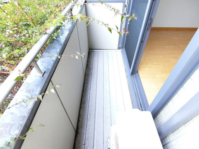 クオリア東茱萸木のバルコニー