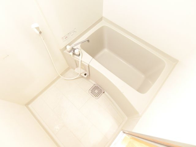 クオリア東茱萸木の浴室