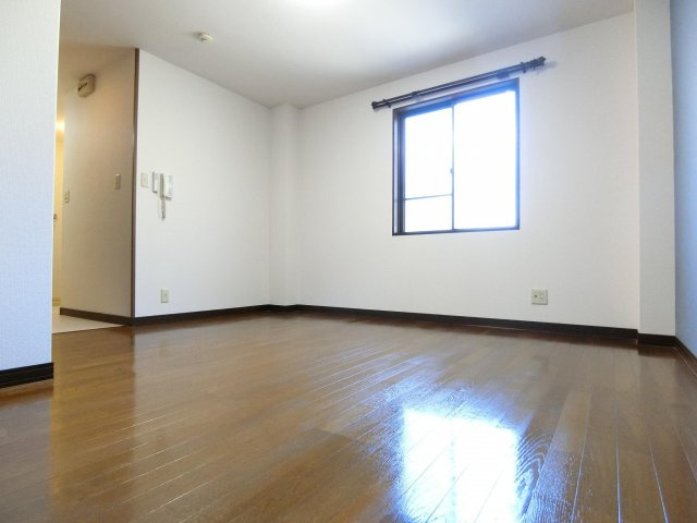 カーサ寺池の居間・リビング