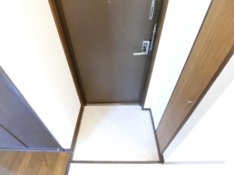 カーサ寺池の玄関