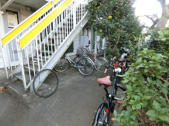 【その他共用部分】 | みのり2 | 自転車置き場