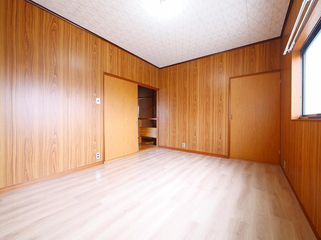 敷島町戸建（敷島町１丁目）の洋室