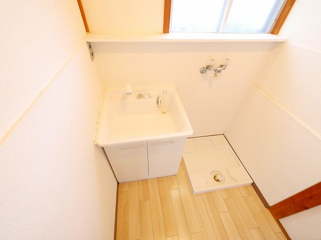 敷島町戸建（敷島町１丁目）の独立洗面台