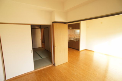 【居間・リビング】 | ジョイフル浅島