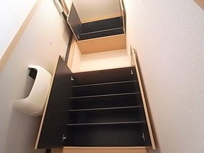 【設備】 | ポートヴェール | シューズボックス