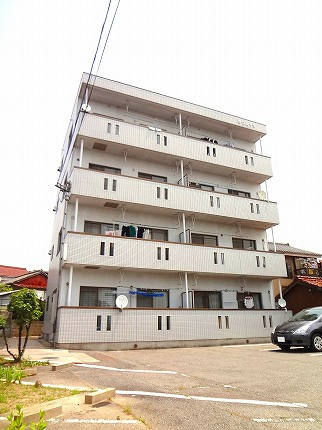 野口ハイツの外観