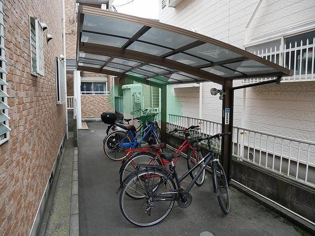プティメゾン馬出の駐車場