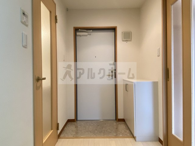 ルミエール八尾駅前の玄関|ルミエール八尾駅前　玄関