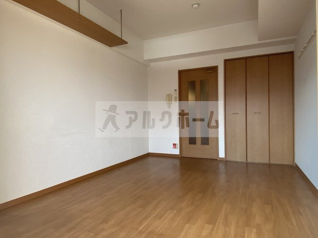 ルミエール八尾2の居間・リビング